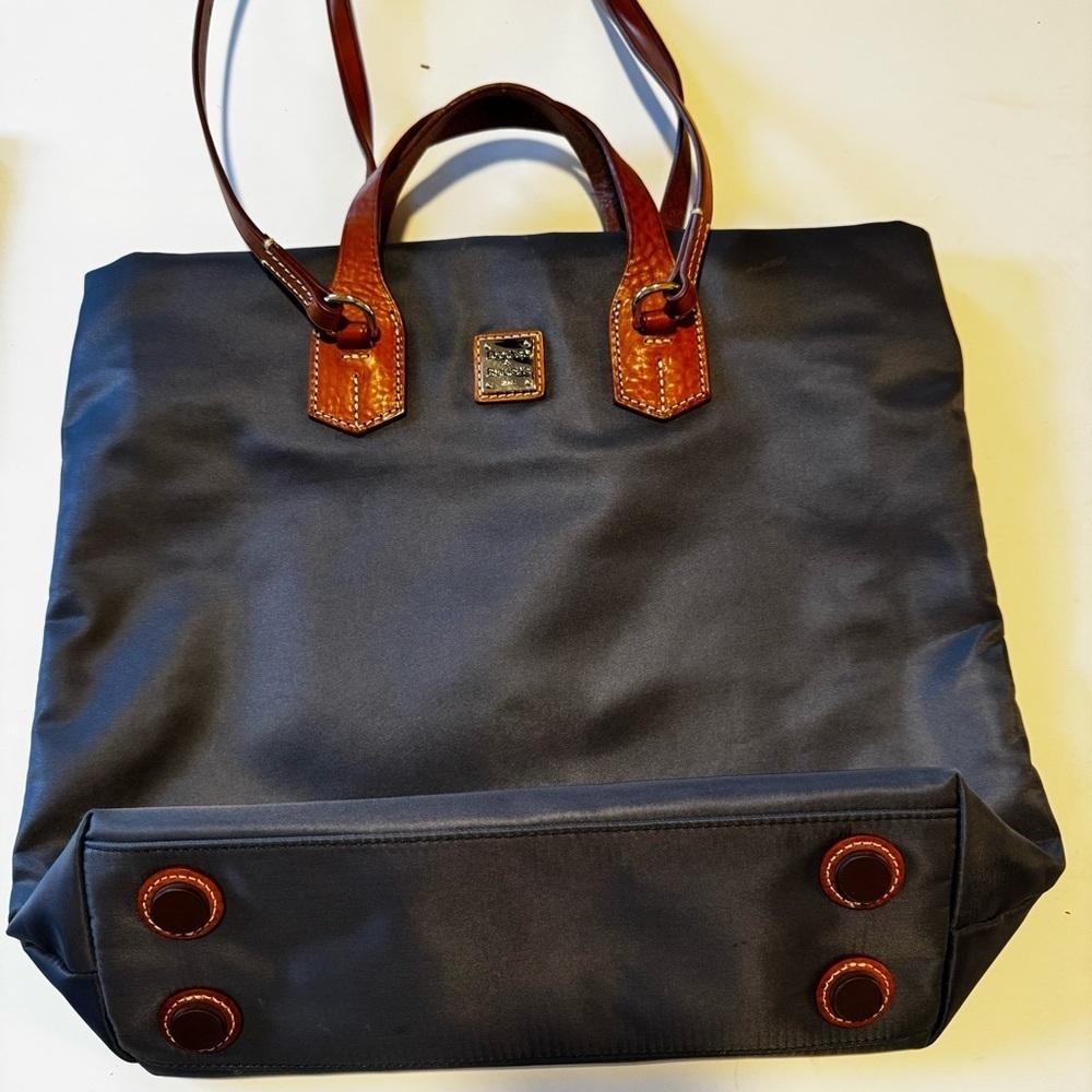 Dooney & Bourke Windham - Picture 2 of 13